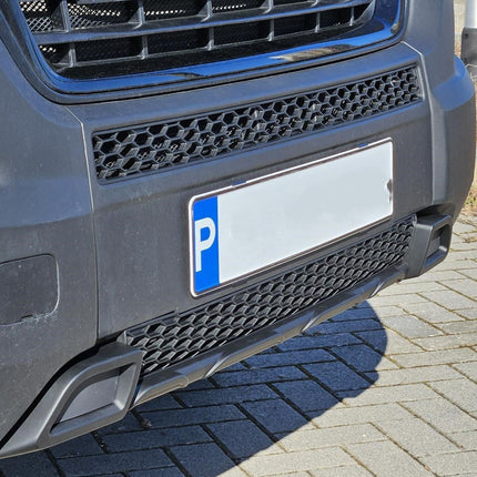 For Vauxhall Movano Bumper Honeycomb Grille - Matte Black, No Parking Sensors
