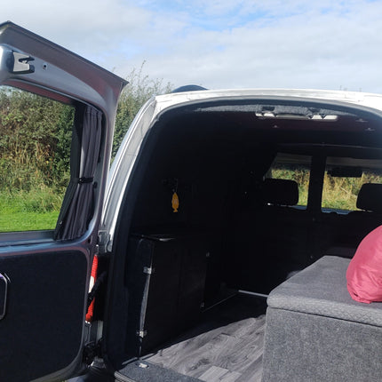For VW T6.1 Premium 1x Barndoor Curtain Kit