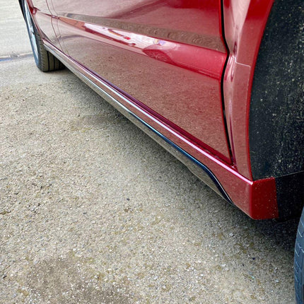 For VW T5, T5.1 LWB Side Skirts Reflex Silver Plastic Painted and Ready to Fit