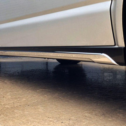 For VW T6 SWB Side Skirts Deep Black Plastic Painted and Ready to Fit (B-Grade)
