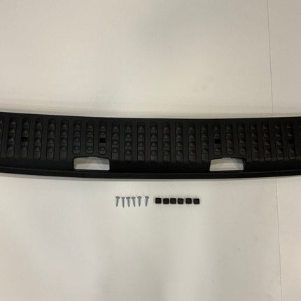 For VW T6 V3 Barndoor Threshold Cover + Side Step