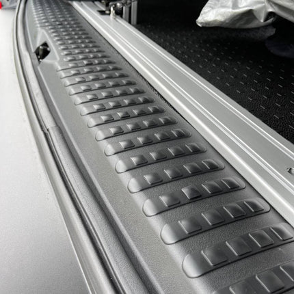 For VW T5, T5.1 V3 Tailgate Threshold Cover + Side Step