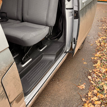 For VW T6.1 V3 Tailgate Threshold Cover + Side Step
