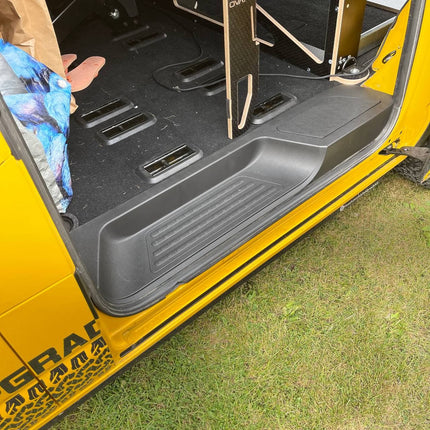For VW T5, T5.1 V3 Barndoor Threshold Cover + Side Step